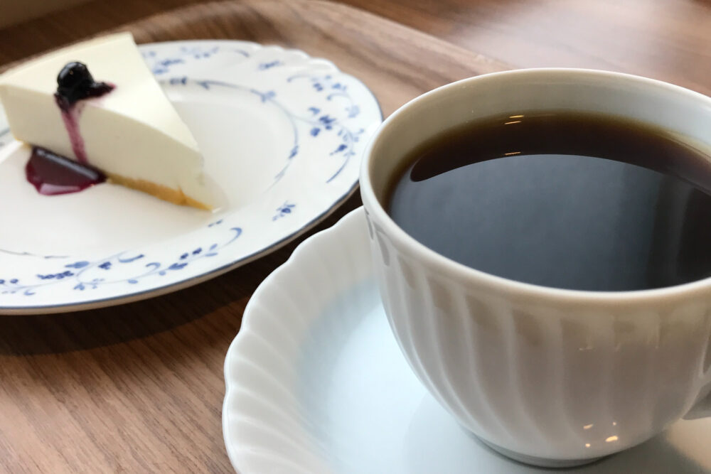 みくりが池温泉のカフェの様子