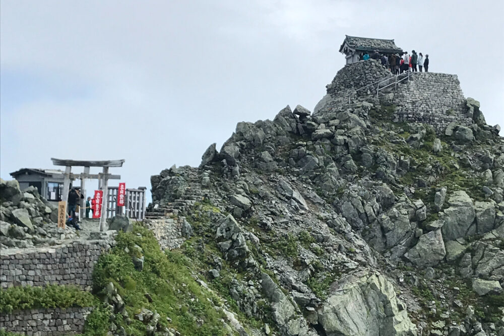 雄山神社