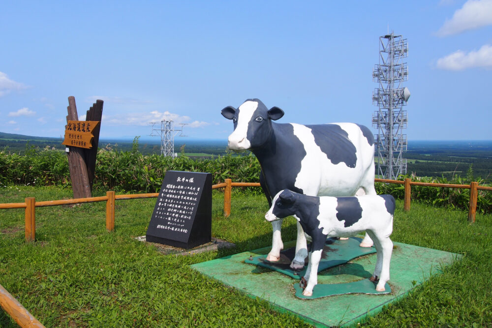 開陽台の牛のオブジェ