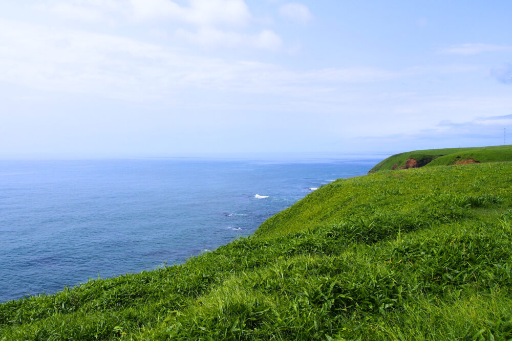 落石岬灯台裏手からの景色
