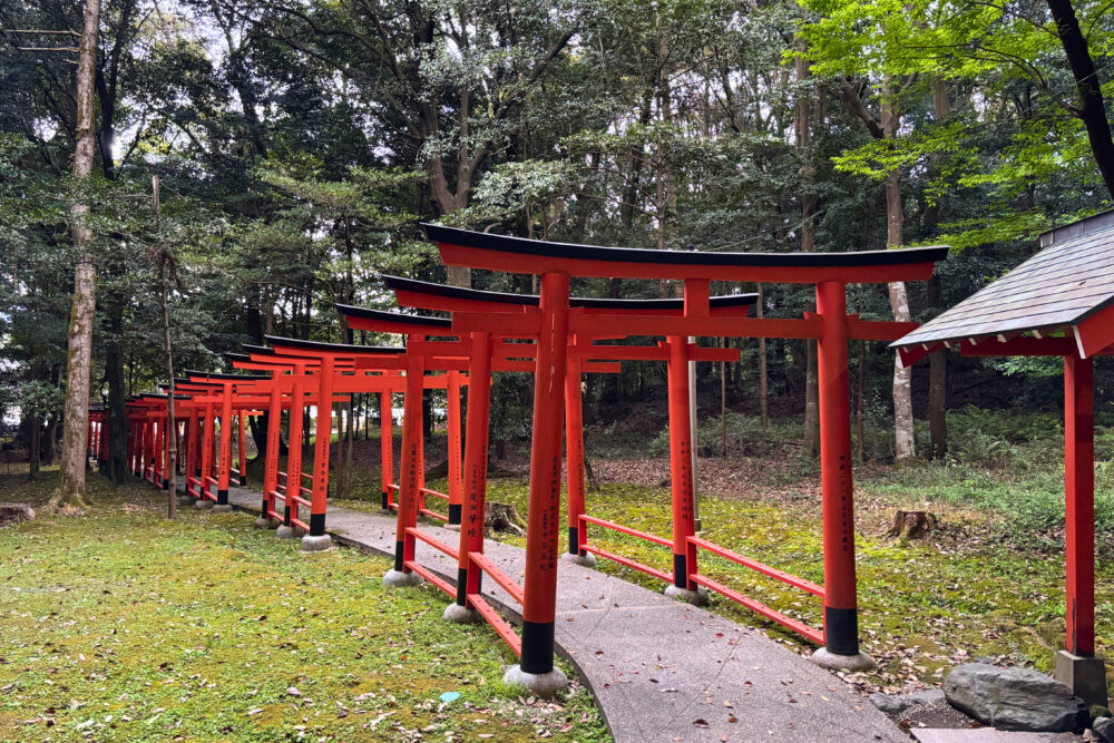 長山稲荷神社の鳥居