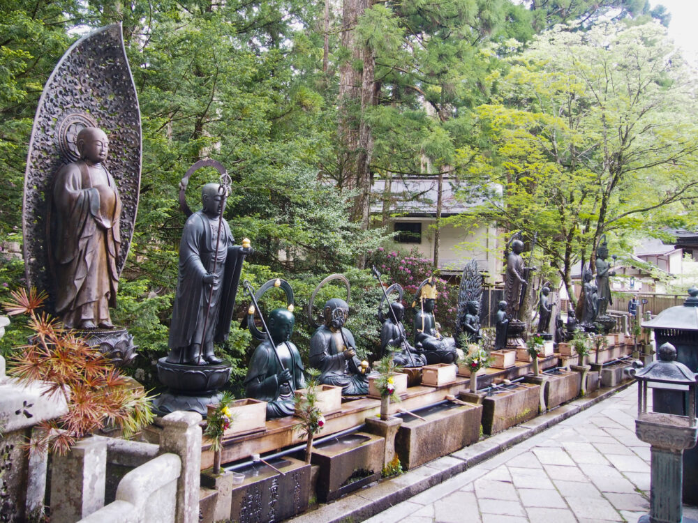 奥之院の水向地蔵