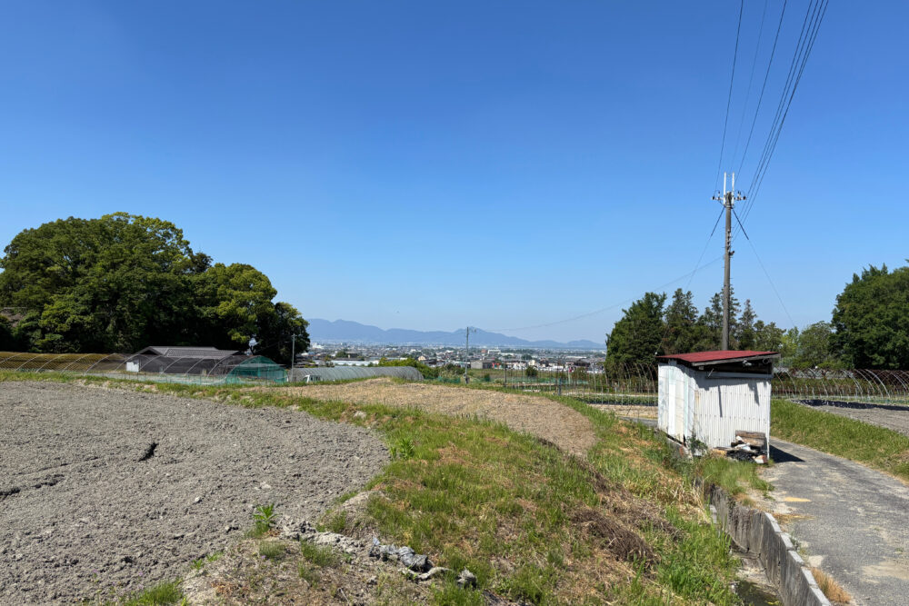 山の辺の道沿いに広がる田園風景